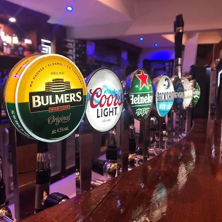 Balreask Bar, Restaurant & Guest 호텔 네번