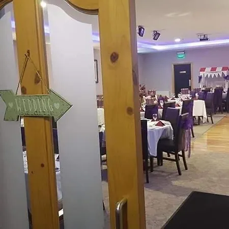Balreask Bar, Restaurant & Guest נאבאן