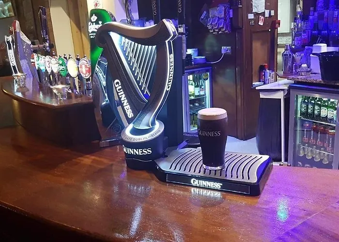 Отель Balreask Bar, Restaurant & Guest Accommodation Наван