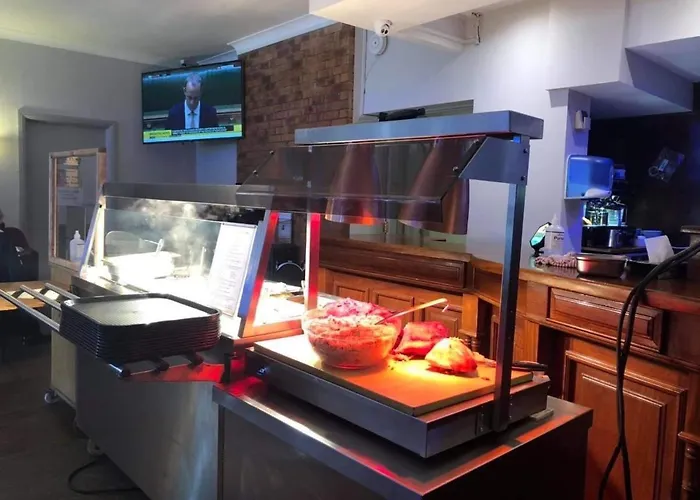 Balreask Bar, Restaurant & Guest * נאבאן