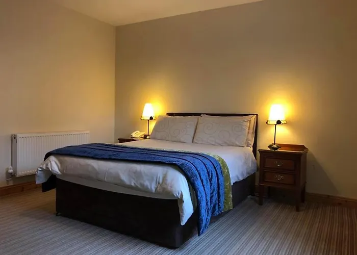 Balreask Bar, Restaurant & Guest Accommodation Наван